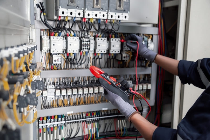 Bảo trì hệ thống điện KCN Gia Lộc