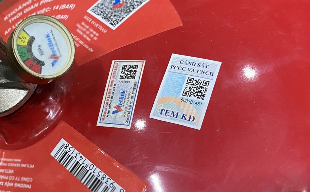 So sánh bình chữa cháy thật và bình chữa cháy giả do chuyên gia PCCC ANO hướng dẫn