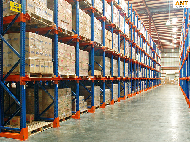 Kệ kho hàng Selective trong kho công nghiệp KCN Đại An Hải Dương